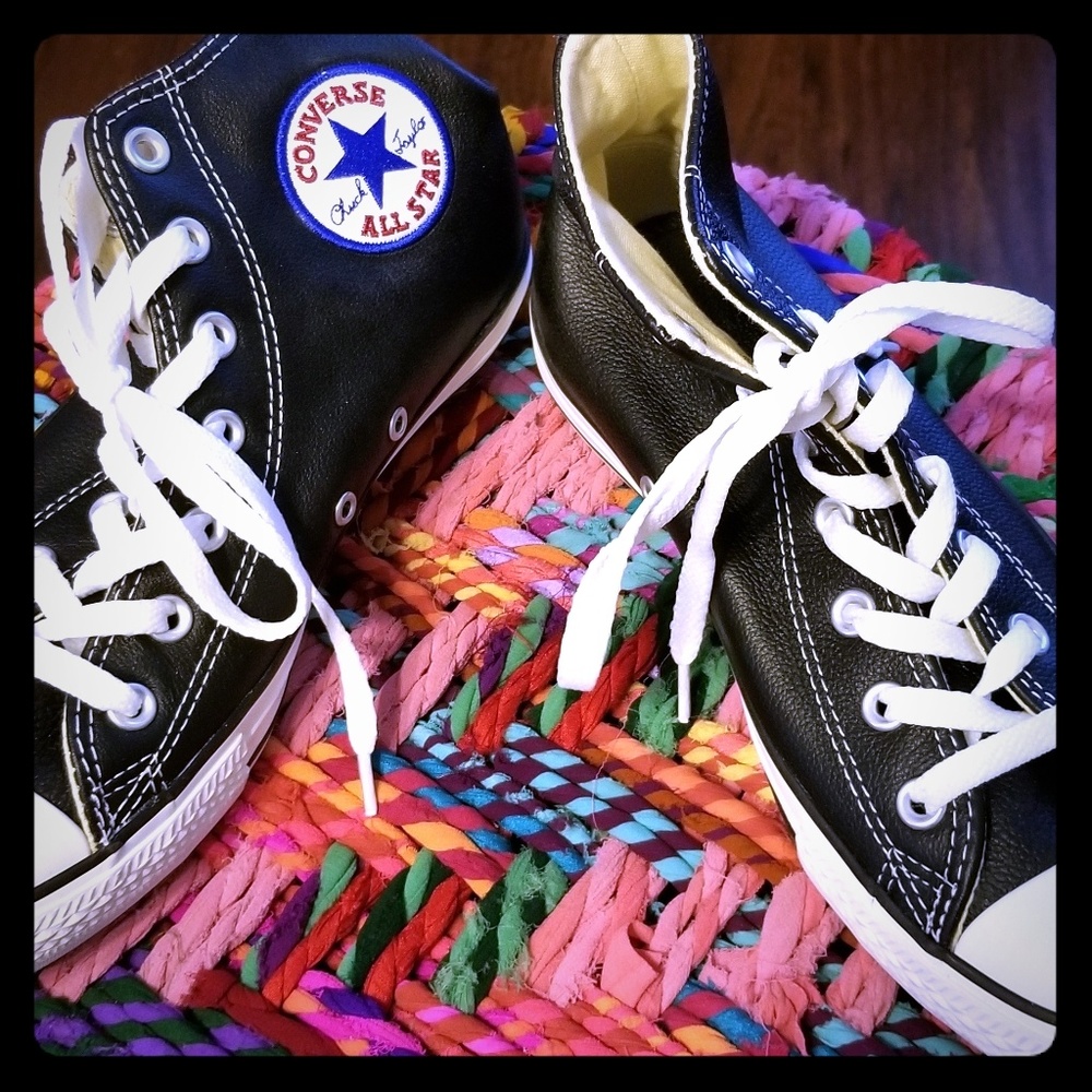 Brand New black leather high top converse (W8/M6)